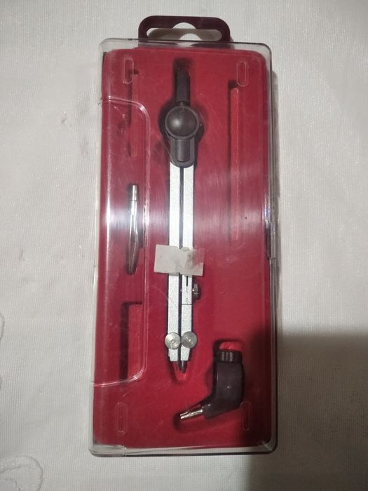 Готовальня для черчения