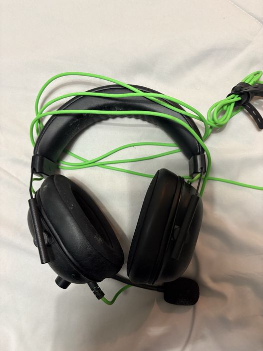 Headphones Razer Blackshark V2