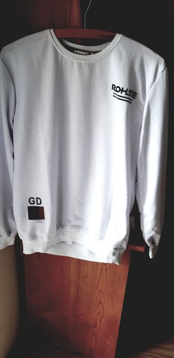 Bluza.sportowa biała .cienka
