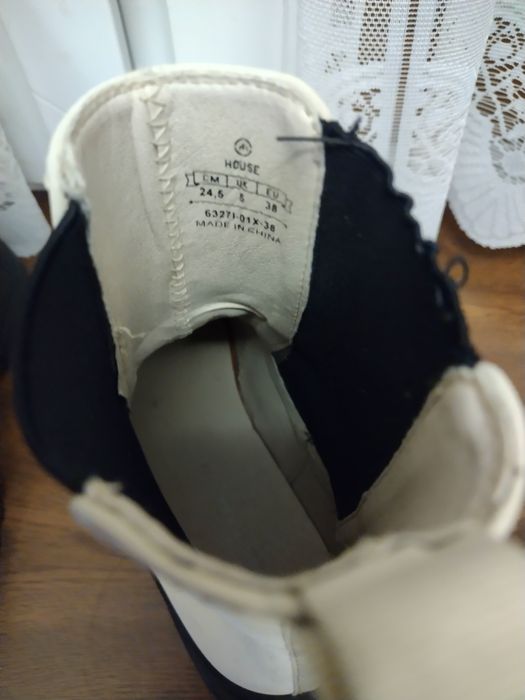 Buty damskie jesienno - zimowe