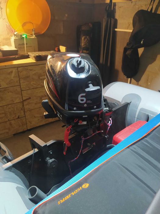 Двигун на човен Hidea