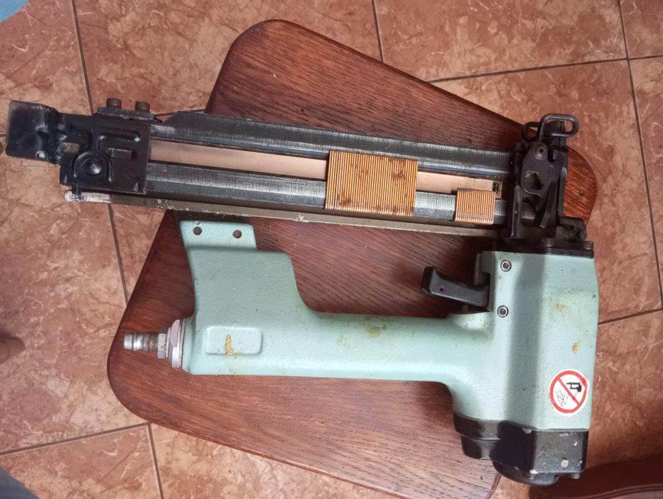 Столярний пневмопістолет Bizon