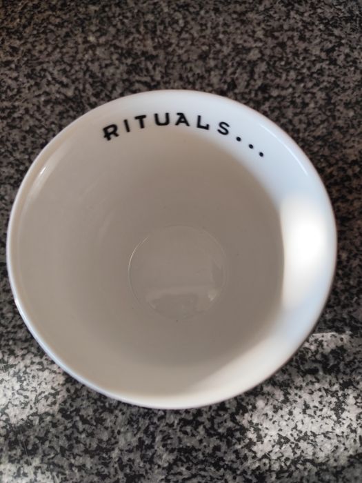 Pote de cerâmica da Rituals