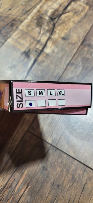 3 sztuki bermudy stringi damskie cyrkonie logo VS S