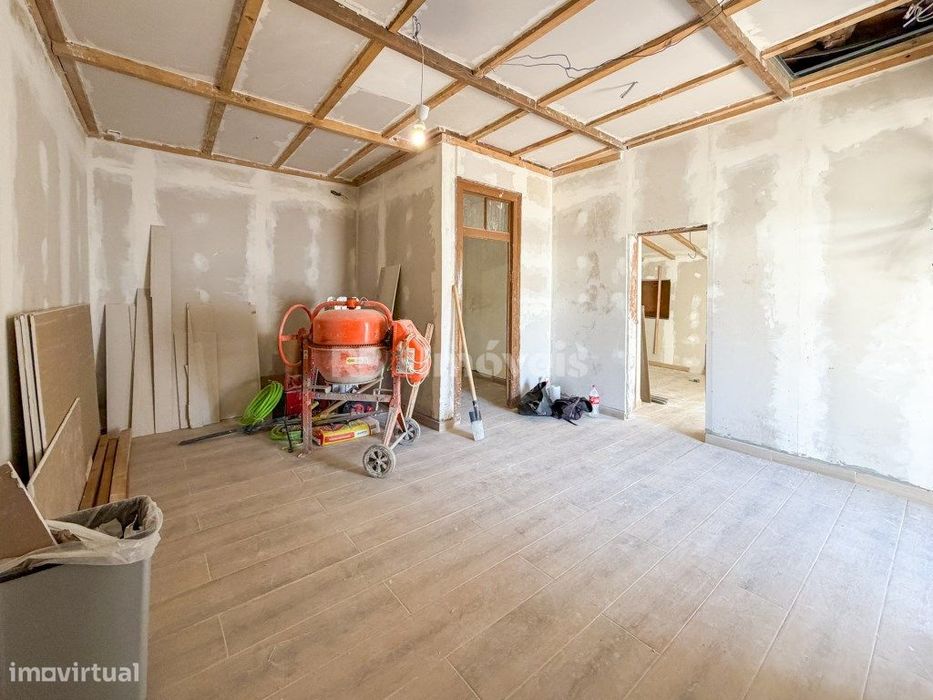 Moradia T1 em Montalvo com espaço exterior