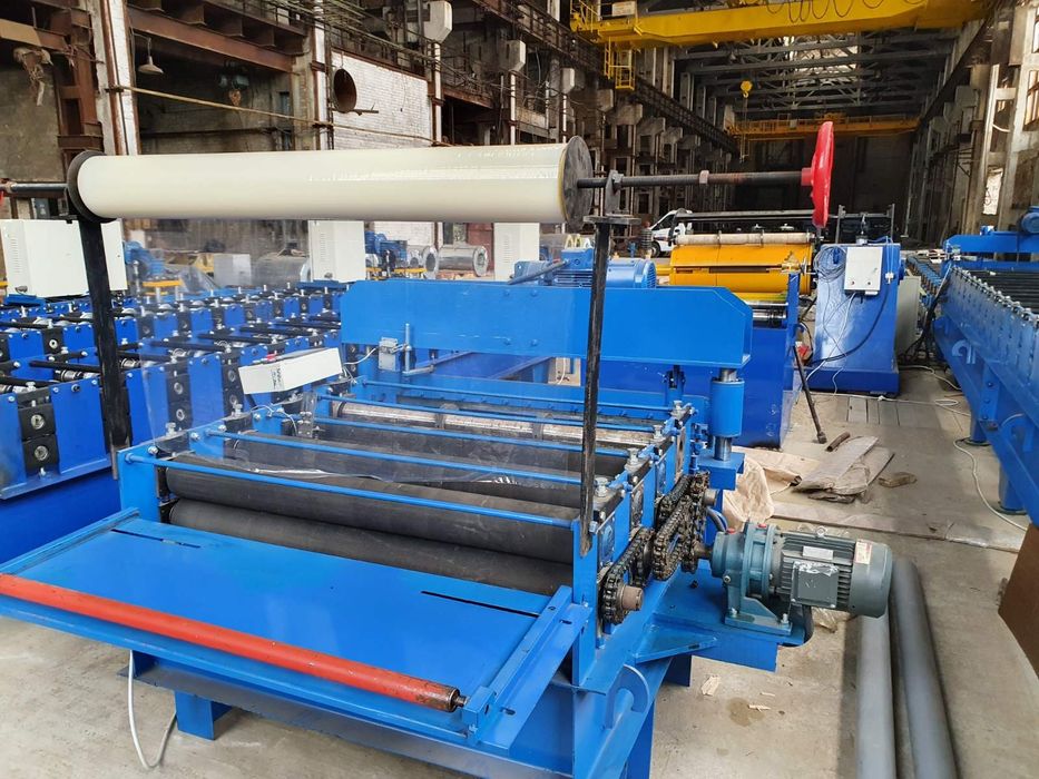 Линия для продольно-поперечной резки металла.