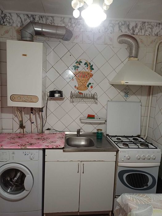 Продам 2 комнатную квартиру Чугуев Автономное отопление