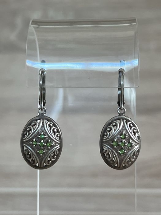 Серебряные серьги-подвески с зелеными фианитами (ХЮЗ), серебро 925