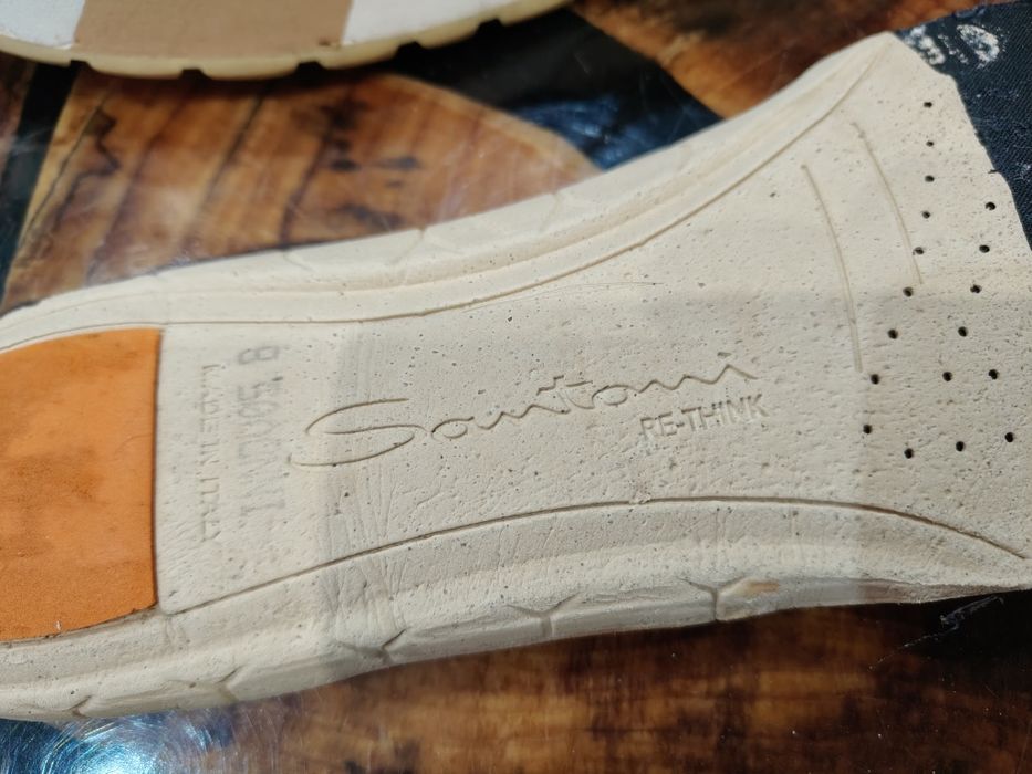 Buty marki AMG-Mercedes Santoni