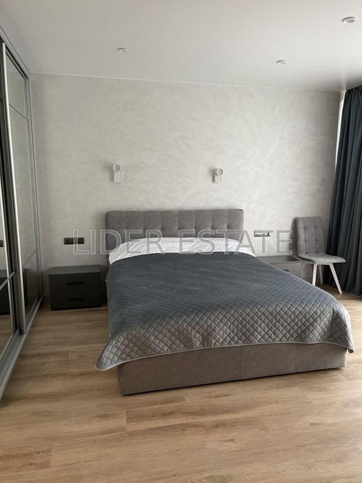 Продаж 1,5 кім кв. 37м², Солочин, 4/7 пов.