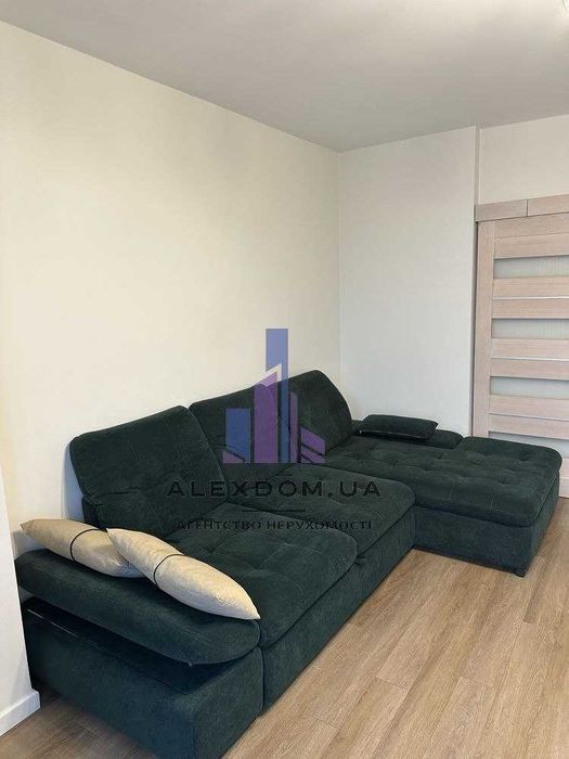 Apartment in Kyiv, Chervonyy Khutir, Rembaza - View 2