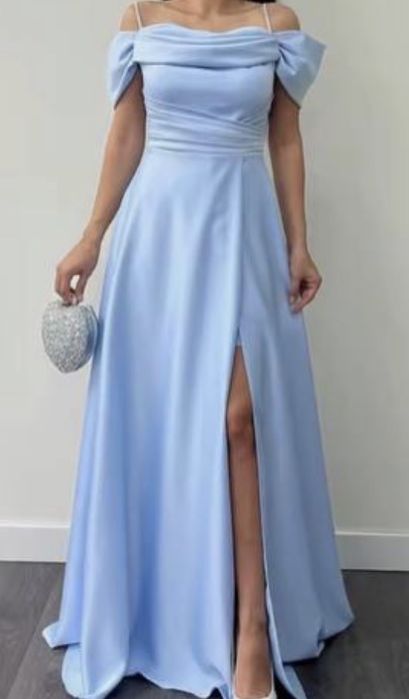 Сукня на випускний