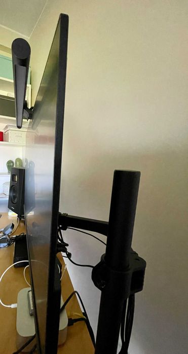 Lenovo Q27q-10 27" LED IPS Wide QuadHD FreeSync