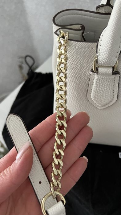 Сумка шкіряна Donna Karan DKNY біла