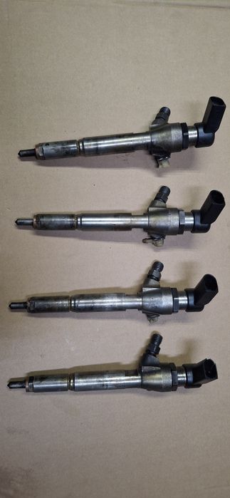 Injectores Renault / mercedes 1.7 e 1.8 dci