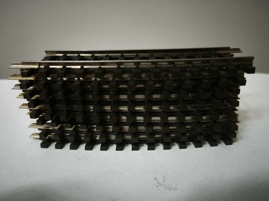 8 linhas curvas Marklin H0 art. 2223