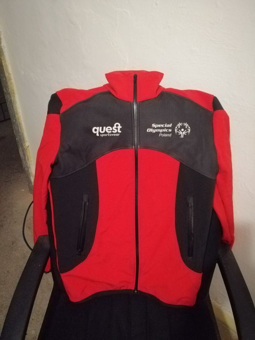 Tylko odbiór osobisty - Kurtka sportowa marki Quest Sportswear z logo Special Olympics Poland
Rozmiar M, kolor czerwono-czarny.
Stan bardzo dobry – be