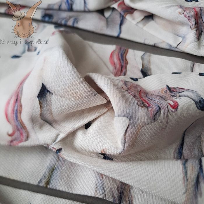 Opaska na głowę z motywem konia