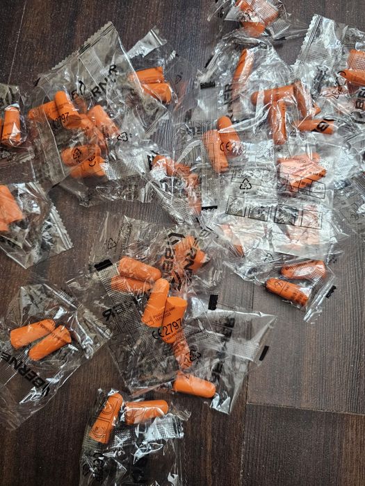 Stopery do uszu zatyczki 25 opakowań