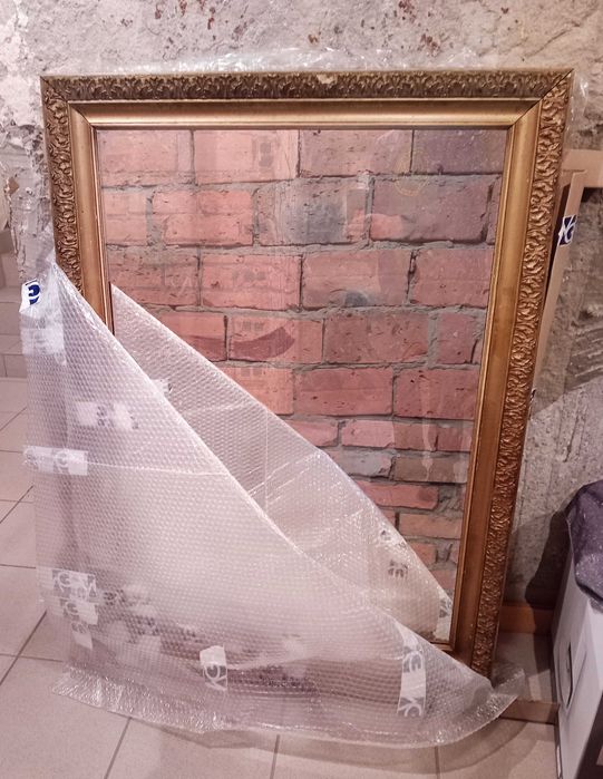 Lustro w starej ramie 86x116