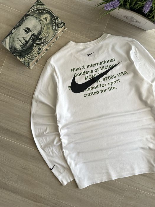 ОРИГІНАЛ! Лонгслів Nike Swoosh NSW