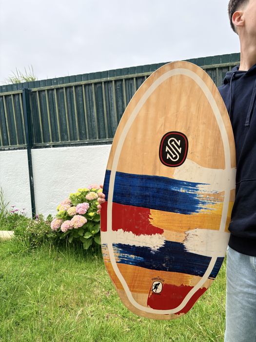Vendo prancha skimboard impecavel