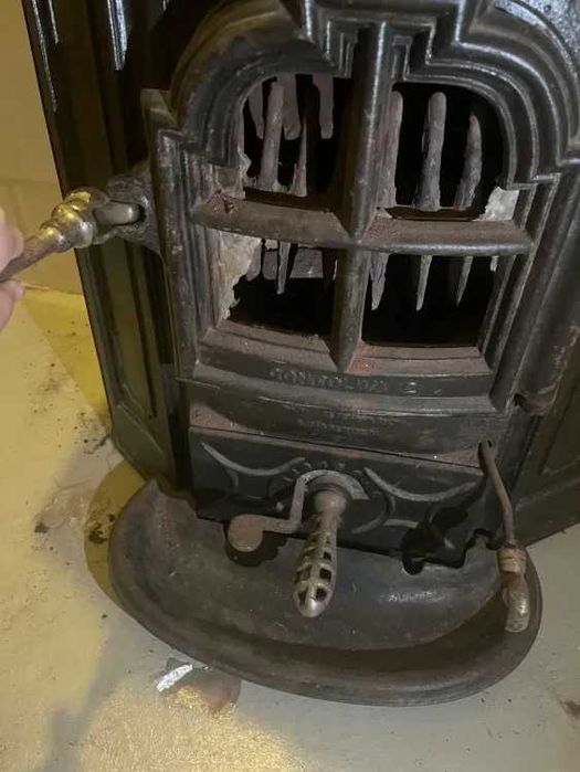 Fogão Contoliva 2; anos 30-40, S. João da Madeira