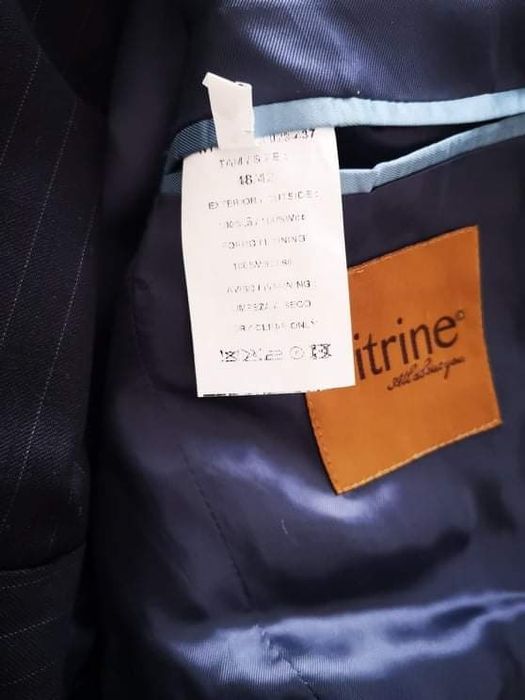 Fato da marca Vitrine