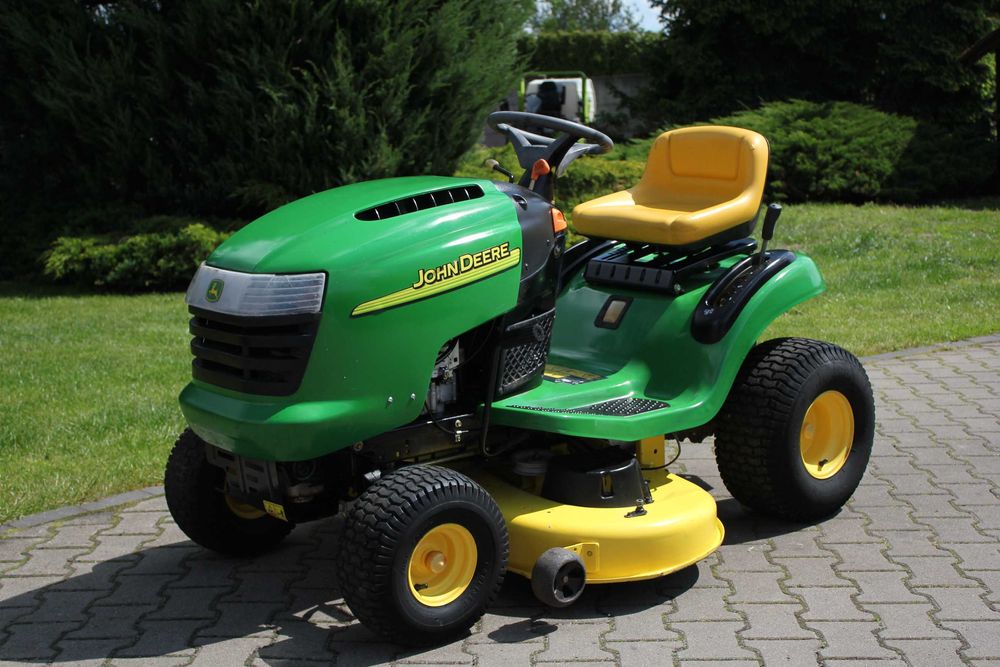 John Deere L 105 L105  Briggs & Stratton TRAKTOREK Kosiarka