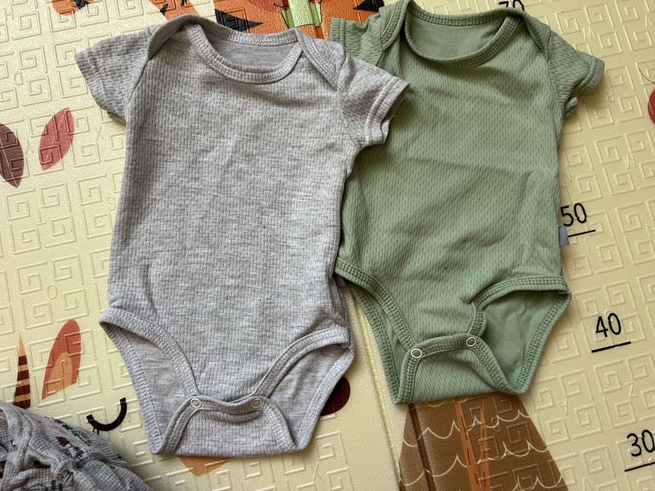 Набір боді Carters  68 розмір