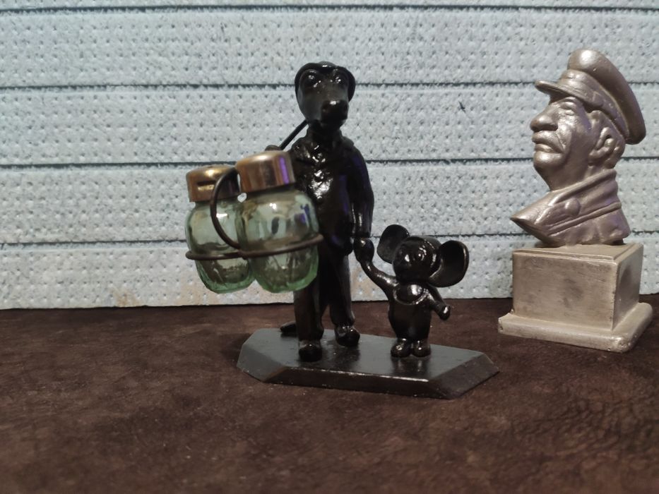 Чебурашка и крокодил Гена