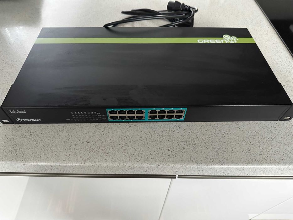 Switch TRENDnet TPE-T160H 16-portowy przełącznik 10/100 Mbps PoE+