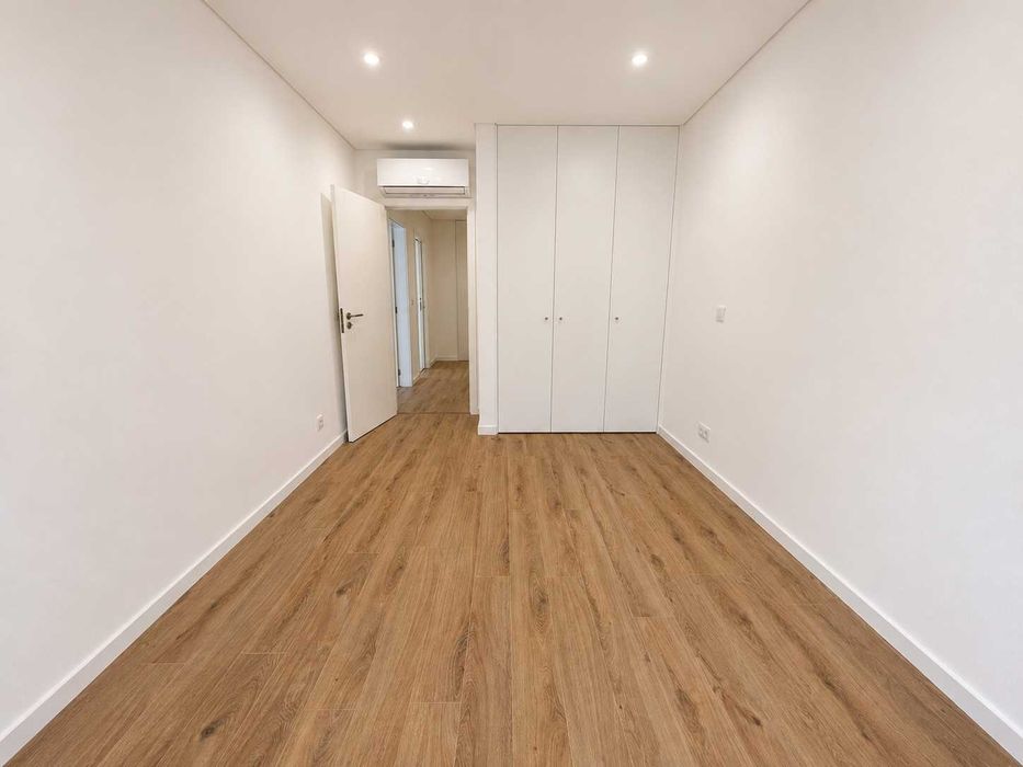Apartamento T2, Serra de Carnaxide - Terraço de 59 m² e box dupla