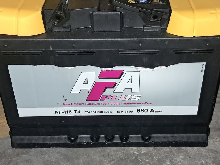 Bateria usada  680A 74ah