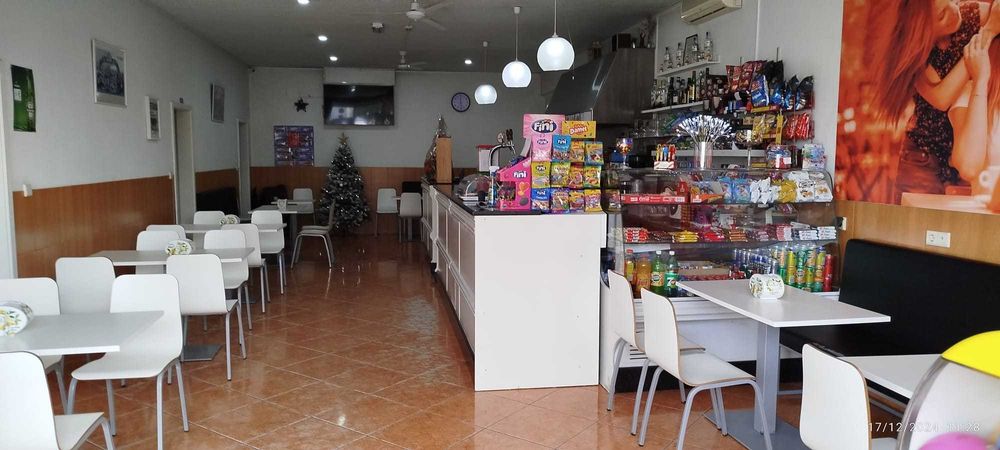Café em pleno funcionamento com clientela fidelizadaem Guimarães