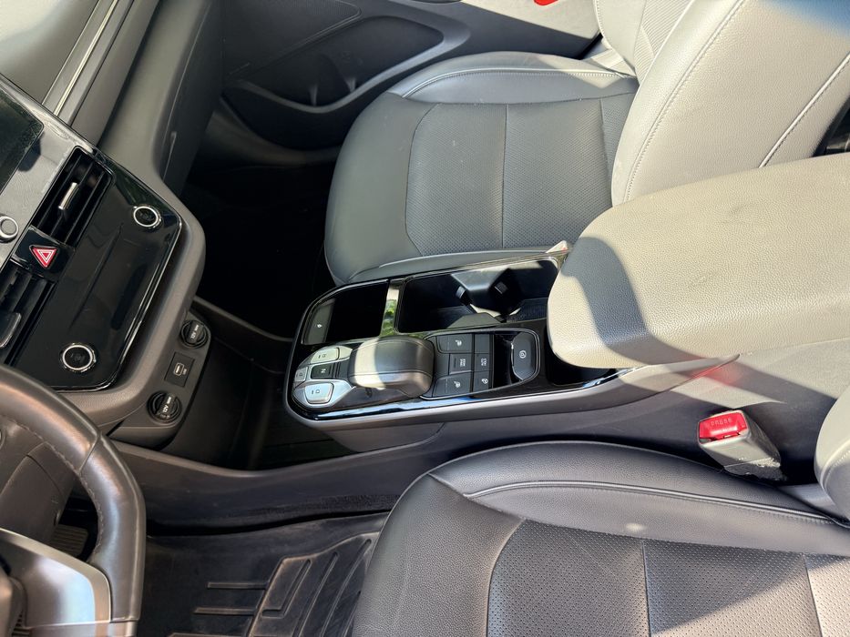 Hyunday Ionik  Ultimate 38Kw 2020