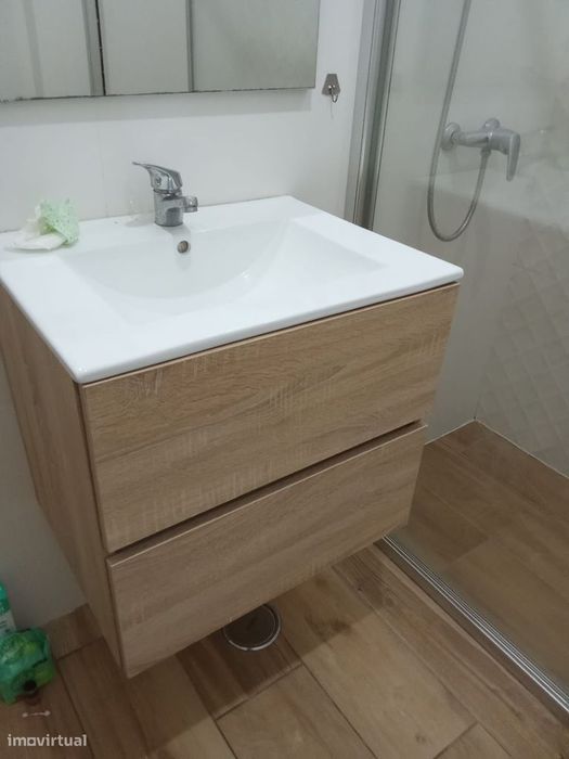 Arrendo apartamento t2 totalmente renovado