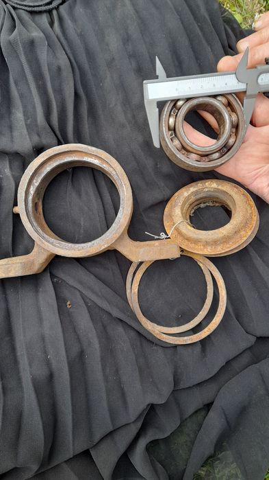 Корпуса з радянськими підшипниками