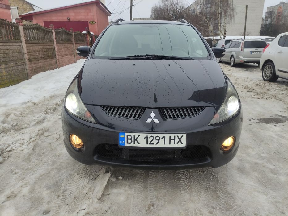 Міцубісі Грандіс