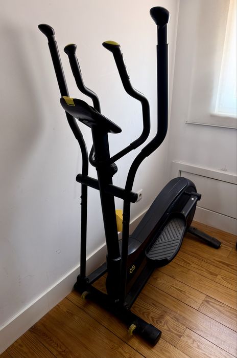 Bicicleta elíptica Domyos 520 em muito bom estado