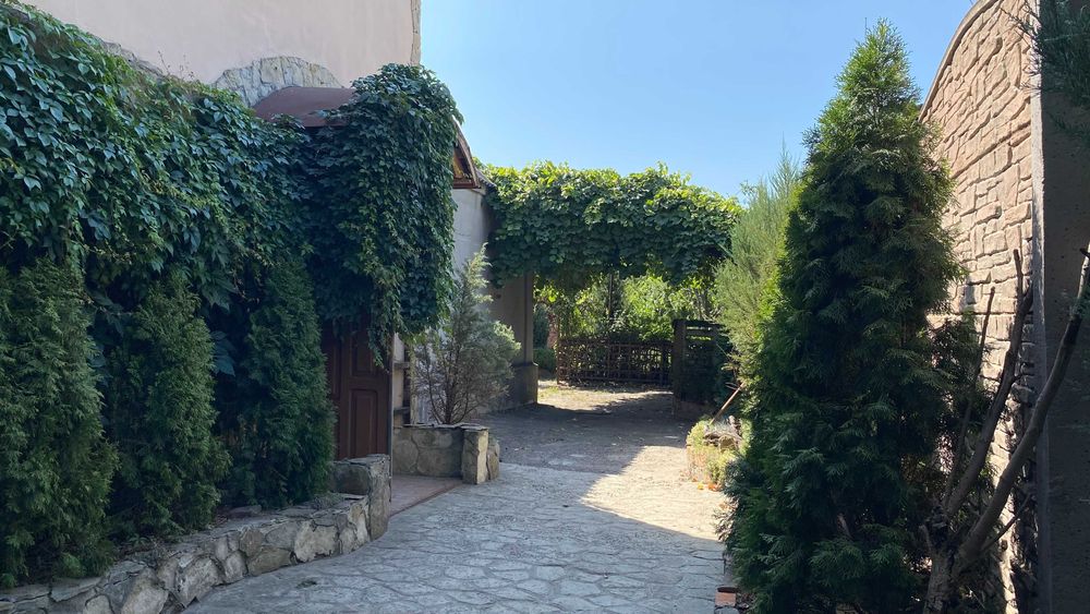 Затишний Будинок шукає нову родину Харків,Жихарь2 світло НЕ виключають