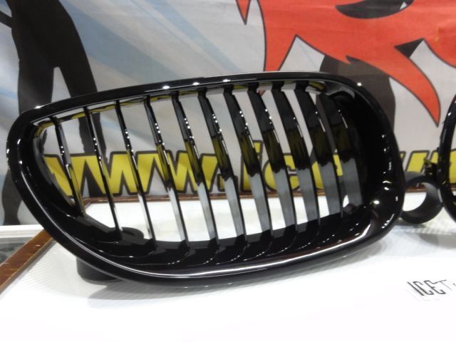 Grelha frontal BMW E60, E61 2003-2010 preto piano brilhante M-Performance Look
