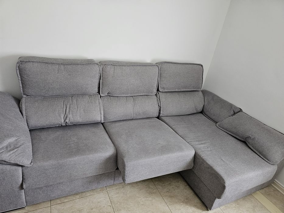 Sofa chaise longue com arrumo e com garantia 1 ano