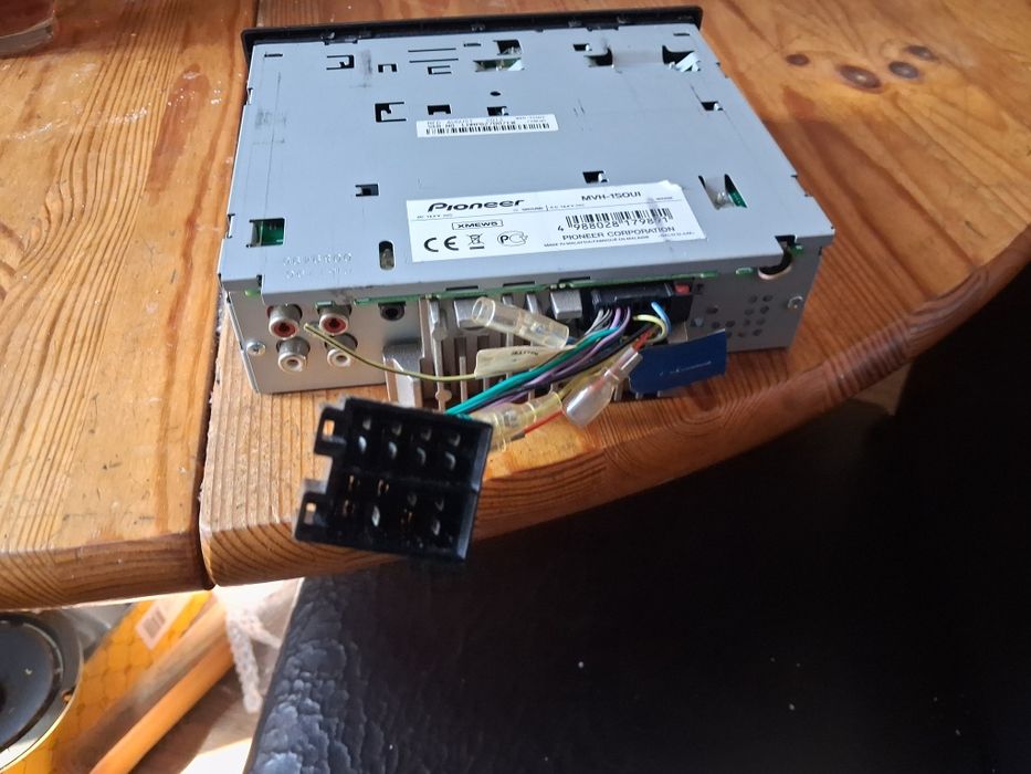 Radio Pioneer mvh 150ui usb aux ipod