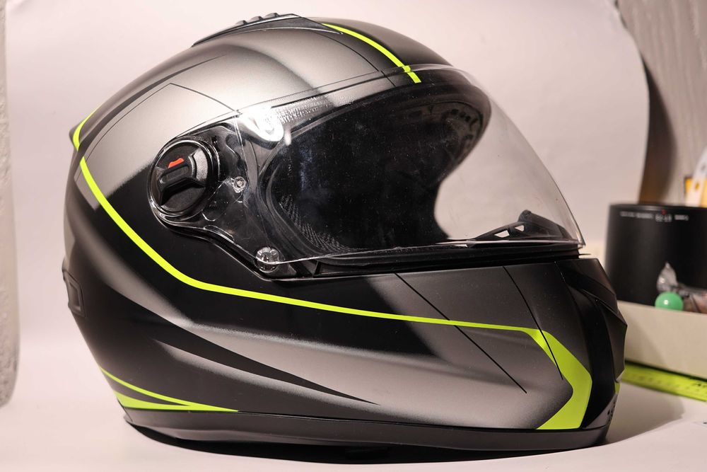 Мото шлем новый из Германии