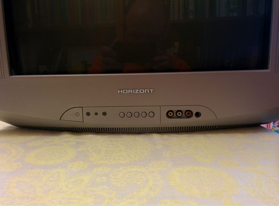 Телевизор Горизонт Кристалл