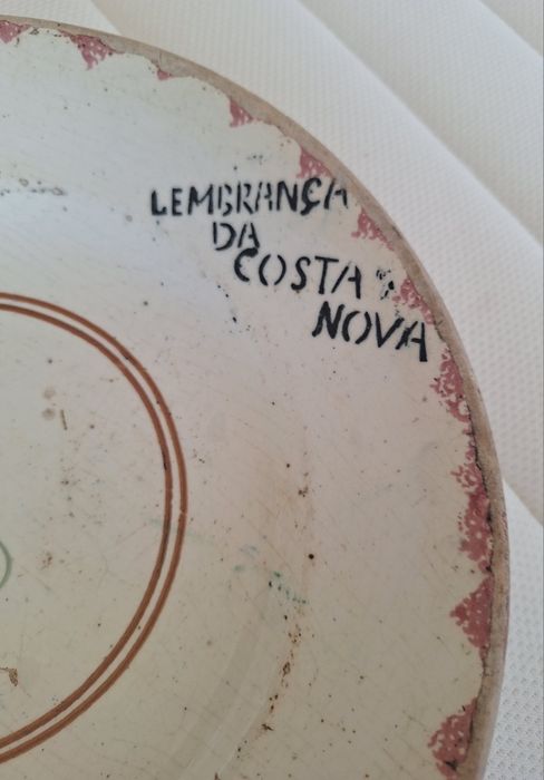 Prato falante em faiança antiga