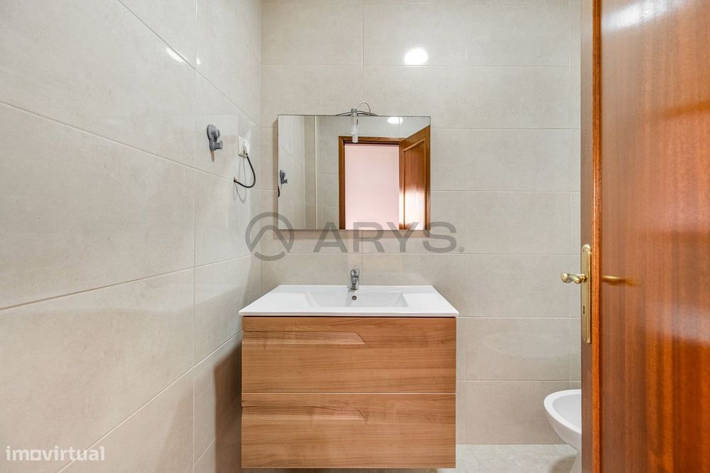 Apartamento T2 em Ótima Localização, Investimento com rendimento im...