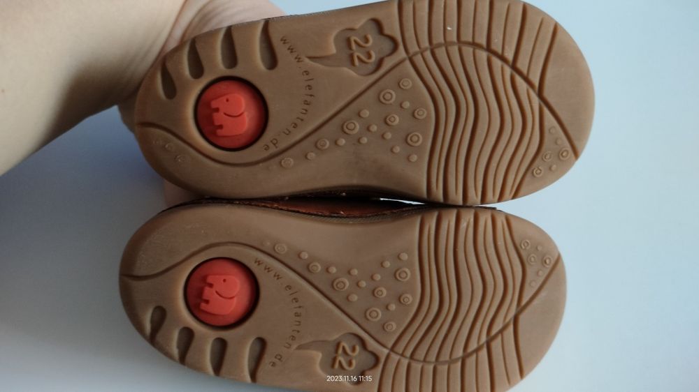 Buty dziecięce rozmiar 22