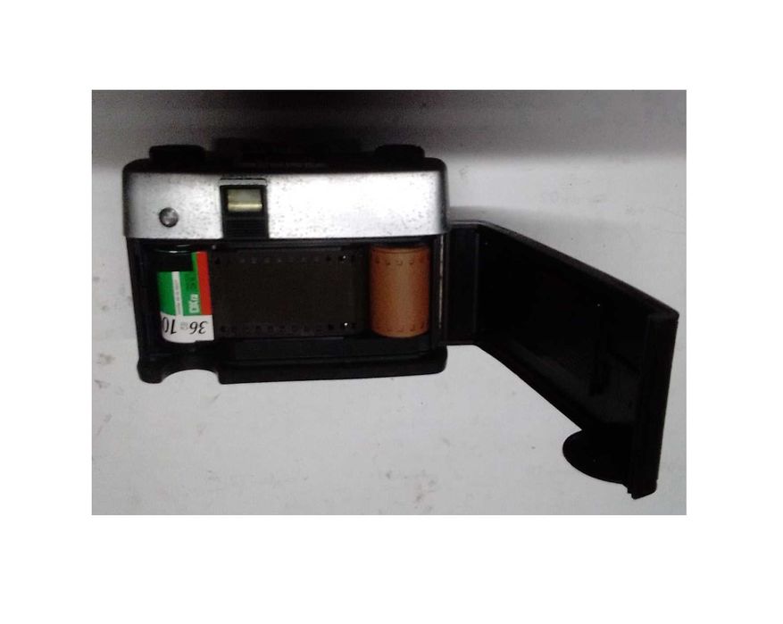 Comet 235 Camera (vintage)64729494433282121